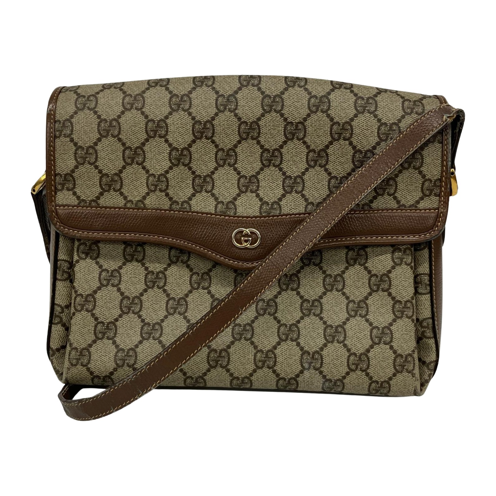 【エントリーポイント10倍｜7/19 20:00-7/26 1:59】【送料無料】【中古】GUCCI グッチ ショルダーバッグ オールドグッチ GGスプリーム ヴィンテージ 001-113-6165 ベージュ Cランク｜リサイクルビッグバン店