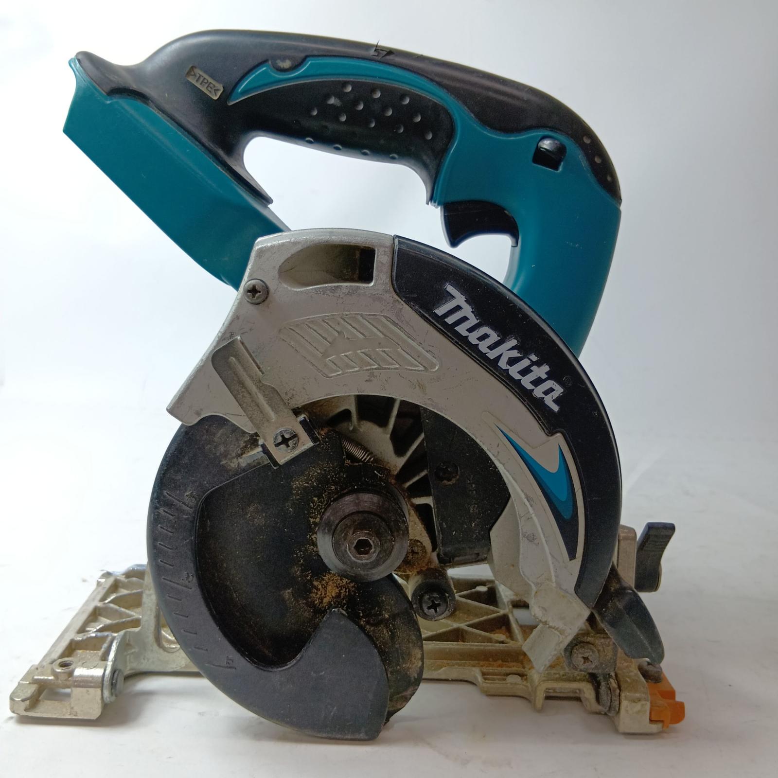 【中古】MAKITA マキタ 丸のこ コードレス式 14.4v 125粍 SS540D 青碧 本体のみ C位置づける