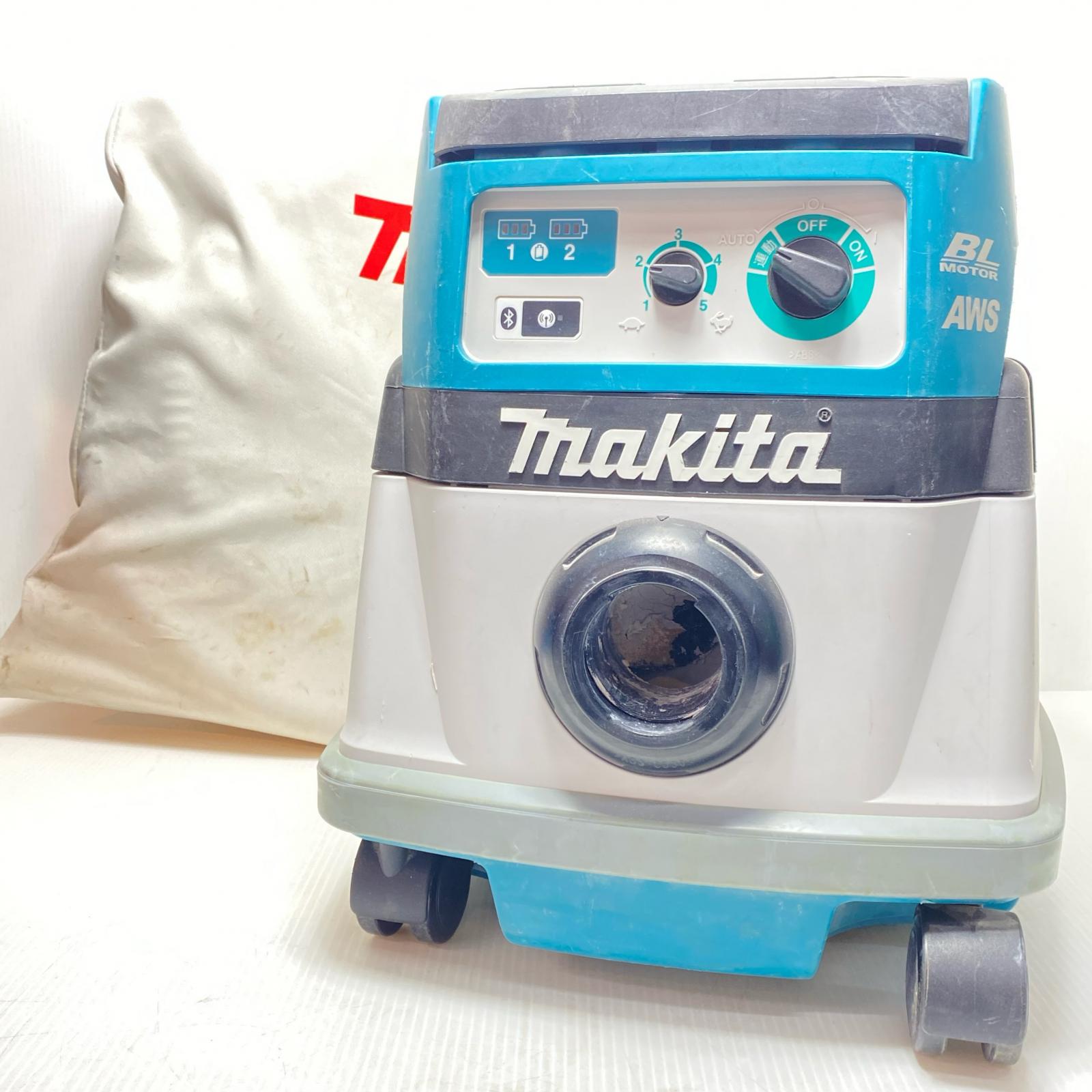 【中古】MAKITA マキタ 集じん機 ノズル2種、配管、パ前日2本、布袋付 コードレス式 36v VC867D 青碧 C序列付ける