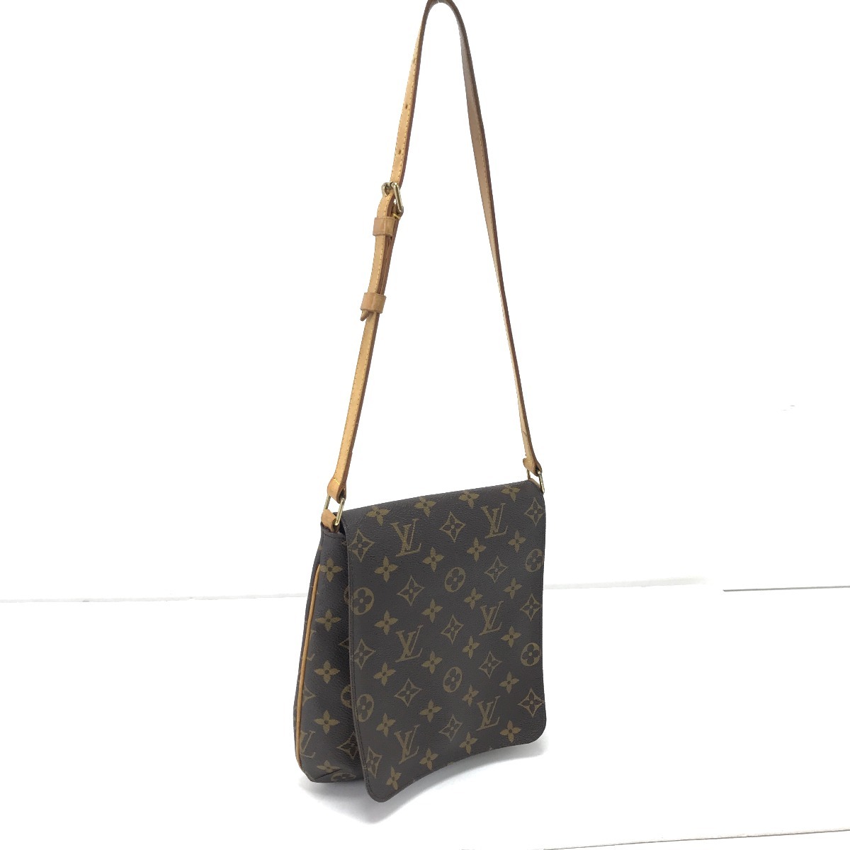 【中古】LOUIS VUITTON ルイヴィトン 虚蝉ショルダーバッグ ミュゼットサルサ 遊撃手手合い M51258 赤銅色 C位置づける