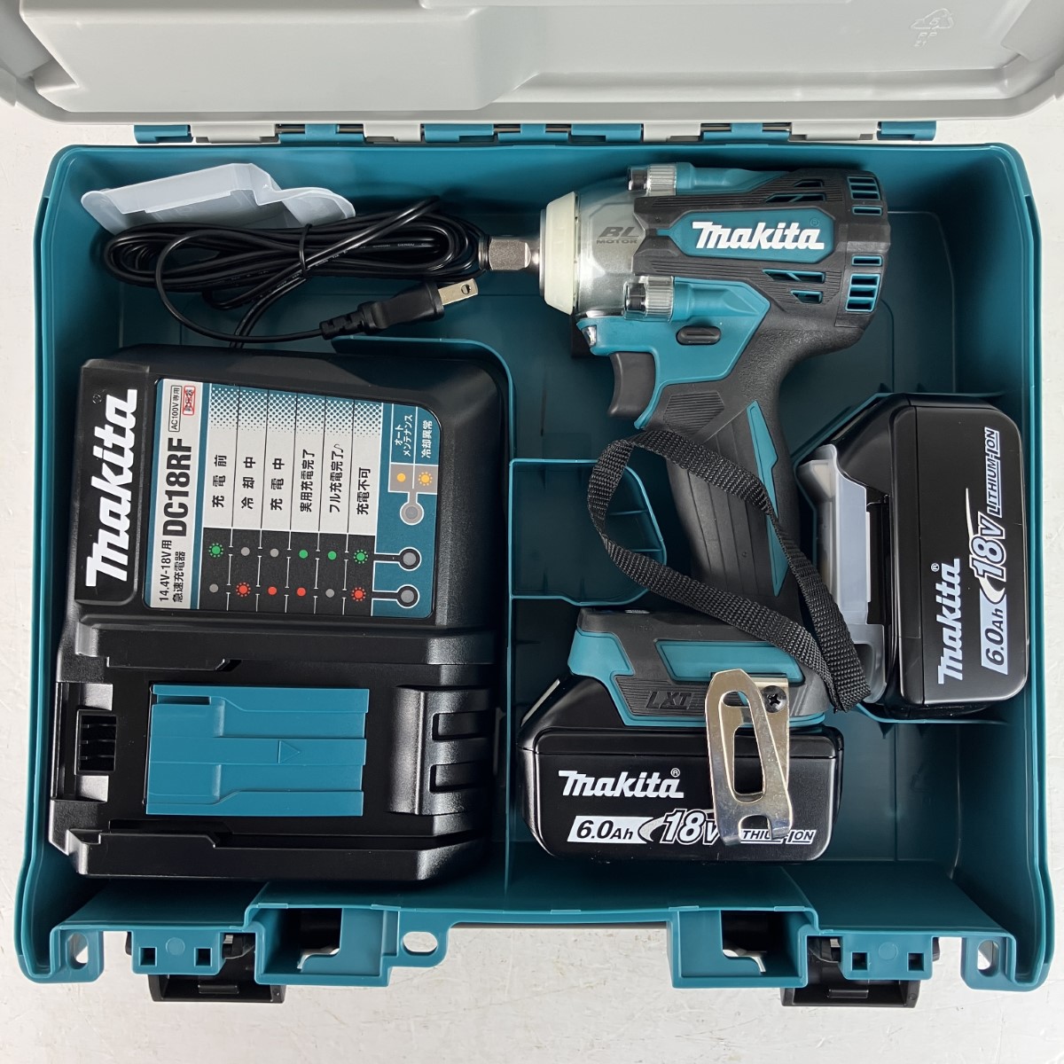 【中古】MAKITA マキタ 18v 12.7粍 差しひびき鍵 乾電池x2 申し受ける器 容れもの付 TW300D 青碧 S序列付ける