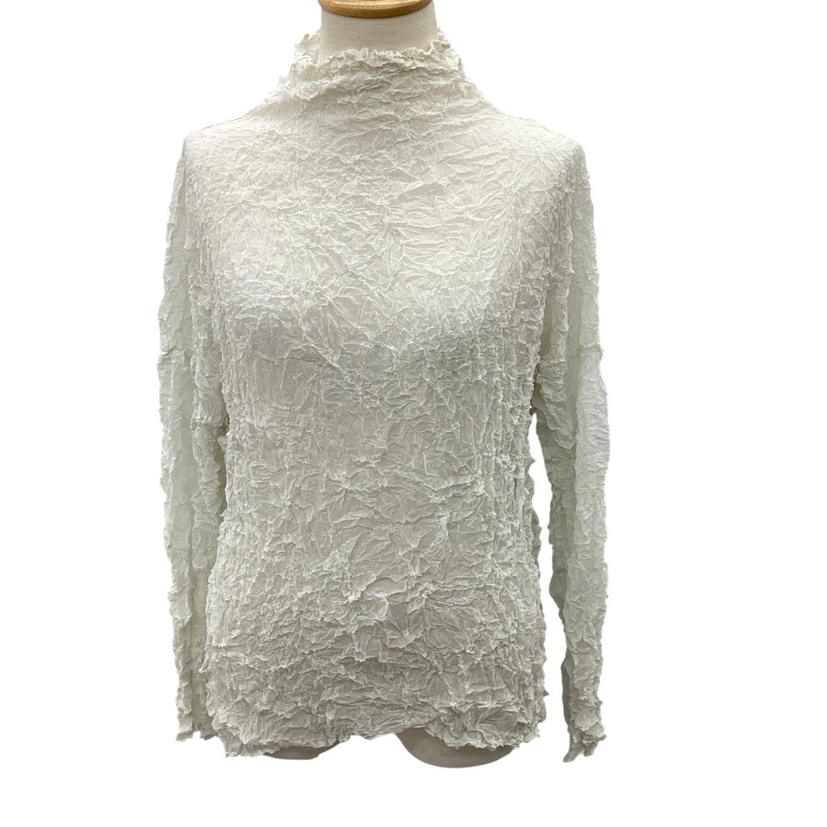 【中古】ISSEY MIYAKE イッセイミヤケ シワ工業 カットソー  白いこと B位置づける