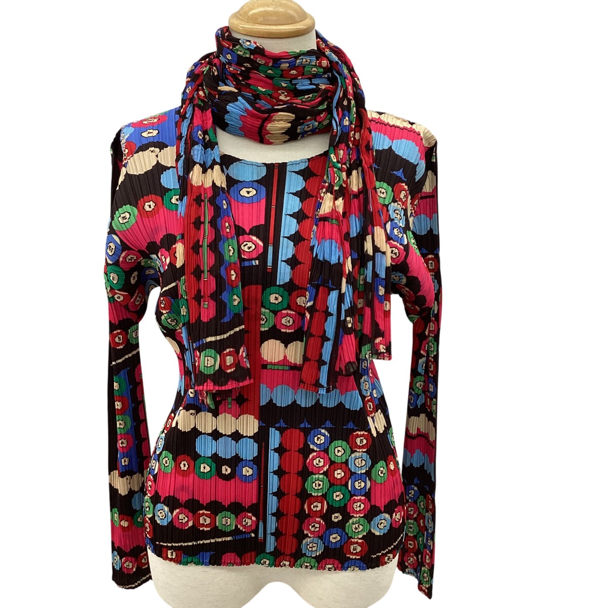 【中古】ISSEY MIYAKE イッセイミヤケ PLEATS PLEASE カットソー SIZE 3 袈裟付き添い人 PP73-JK671 マルチ色合い B価値づける
