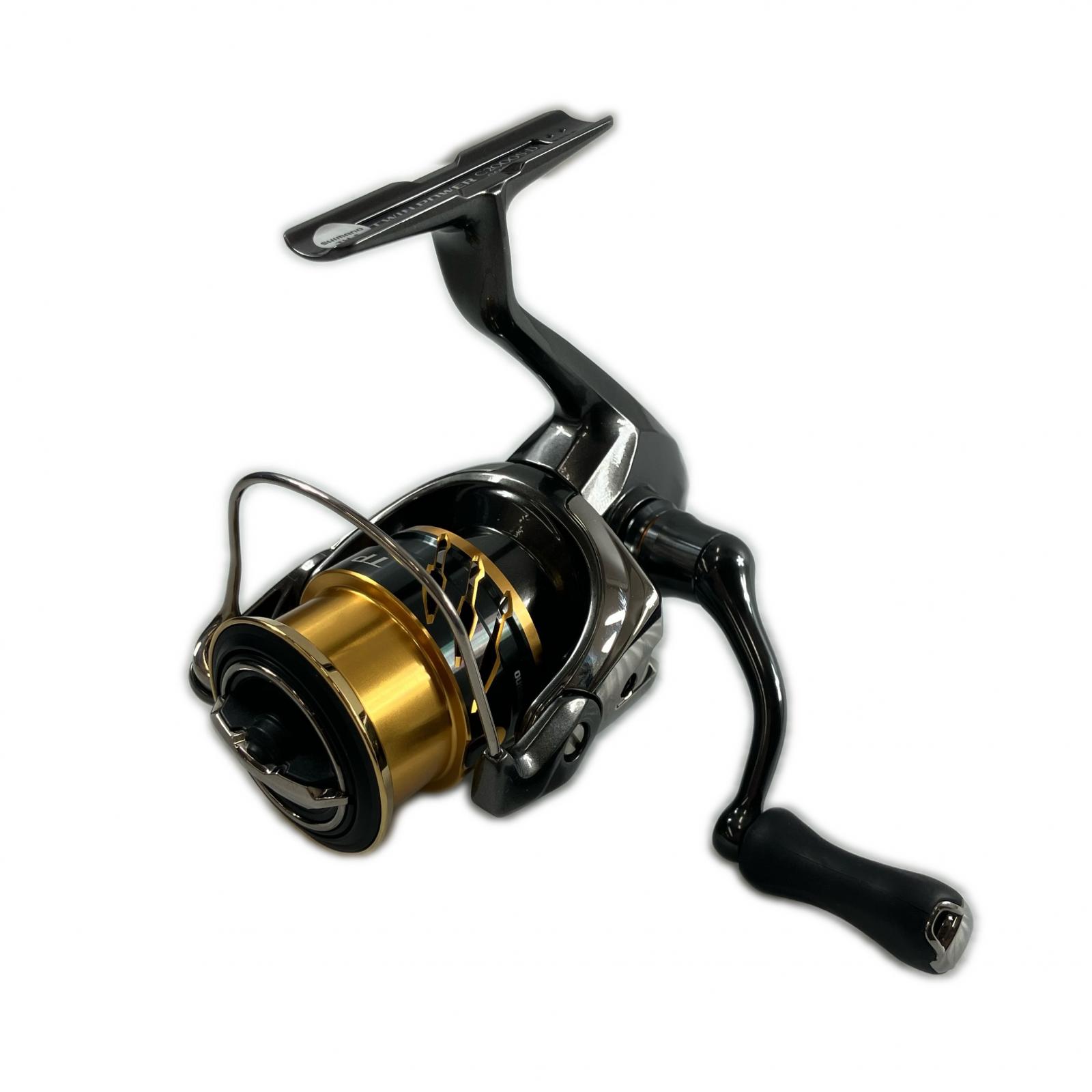 【中古】SHIMANO シマノ スピニングリール 20ツイン力強さ C2000S キズ有 04136 B位置づける