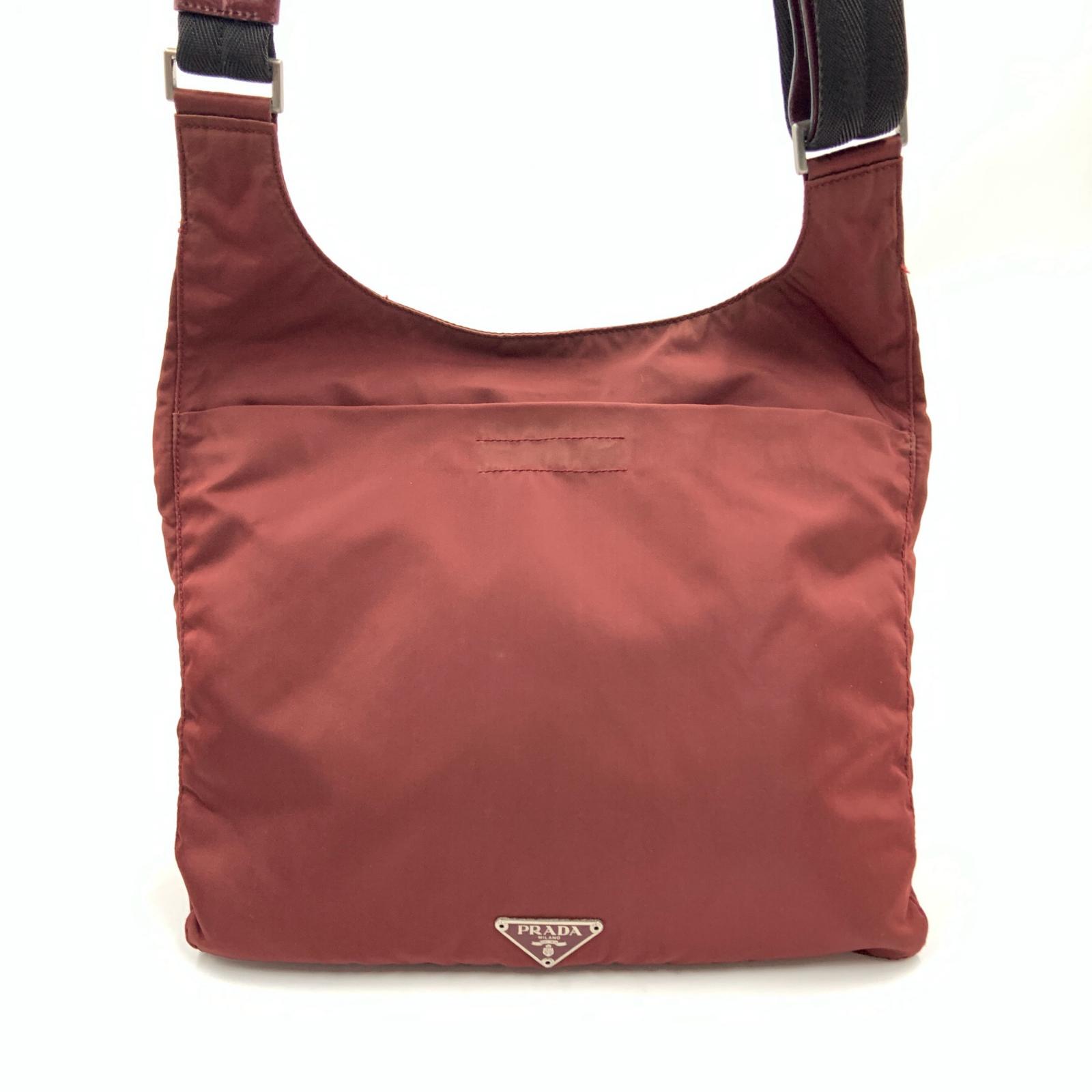 【中古】PRADA プラダ ３角形ロゴタイプ ナイロン 肩肉 御徒面子 赤銅色 B位置づける