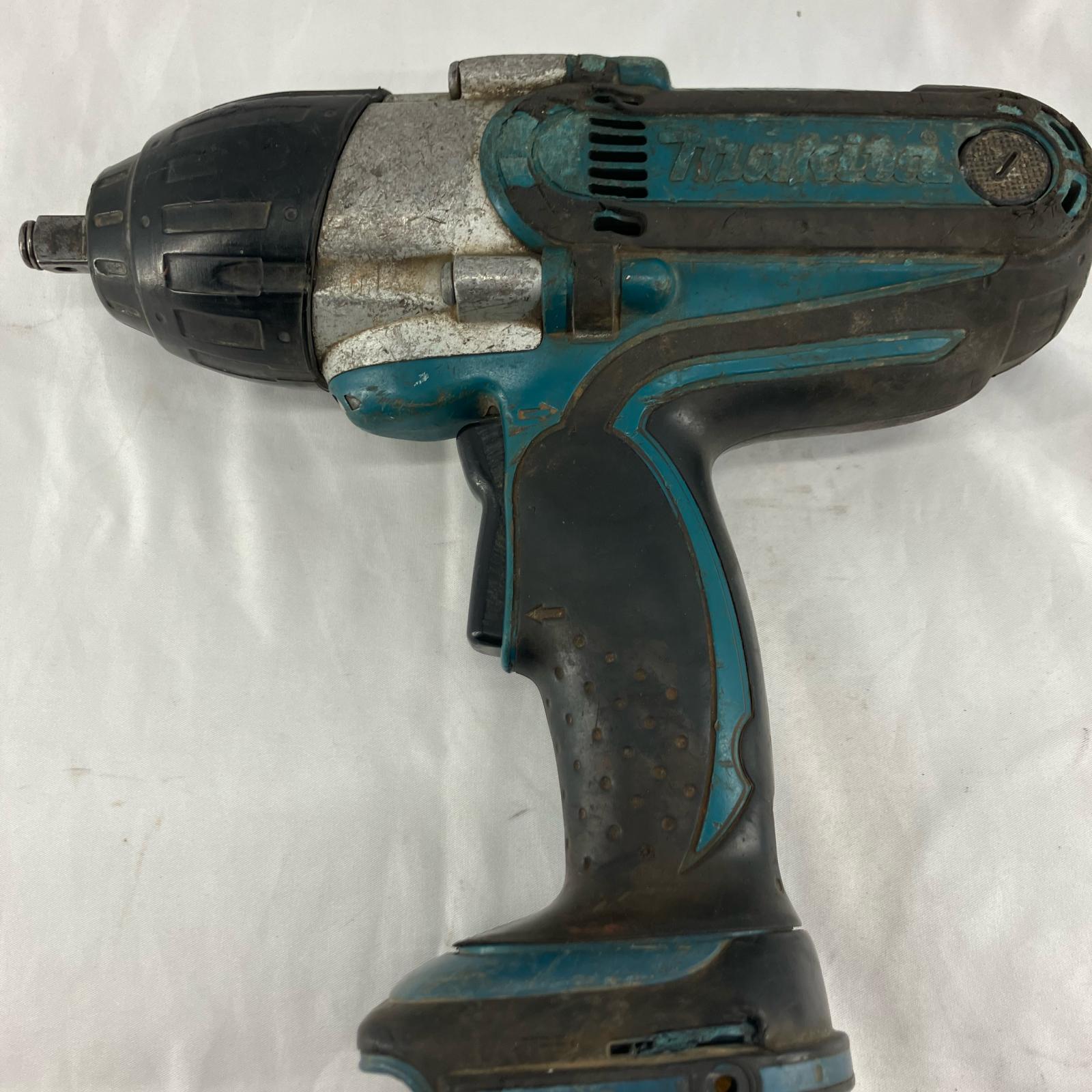 【中古】MAKITA マキタ 締め付け物の具 差しひびき鍵 TW450D 青碧 C位置づける
