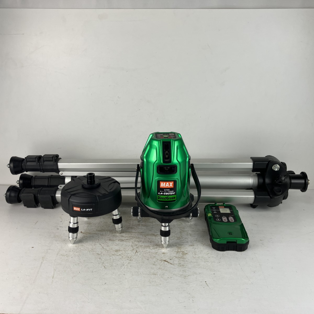 【中古】MAX マックス 緑であることレーザ墨出し器 受光器 自動小銃追掛ける台 三脚架 容れもの付 ※目盛り調整歴曖昧模糊たる 天使の都市-S801DG 緑であること C序列付ける
