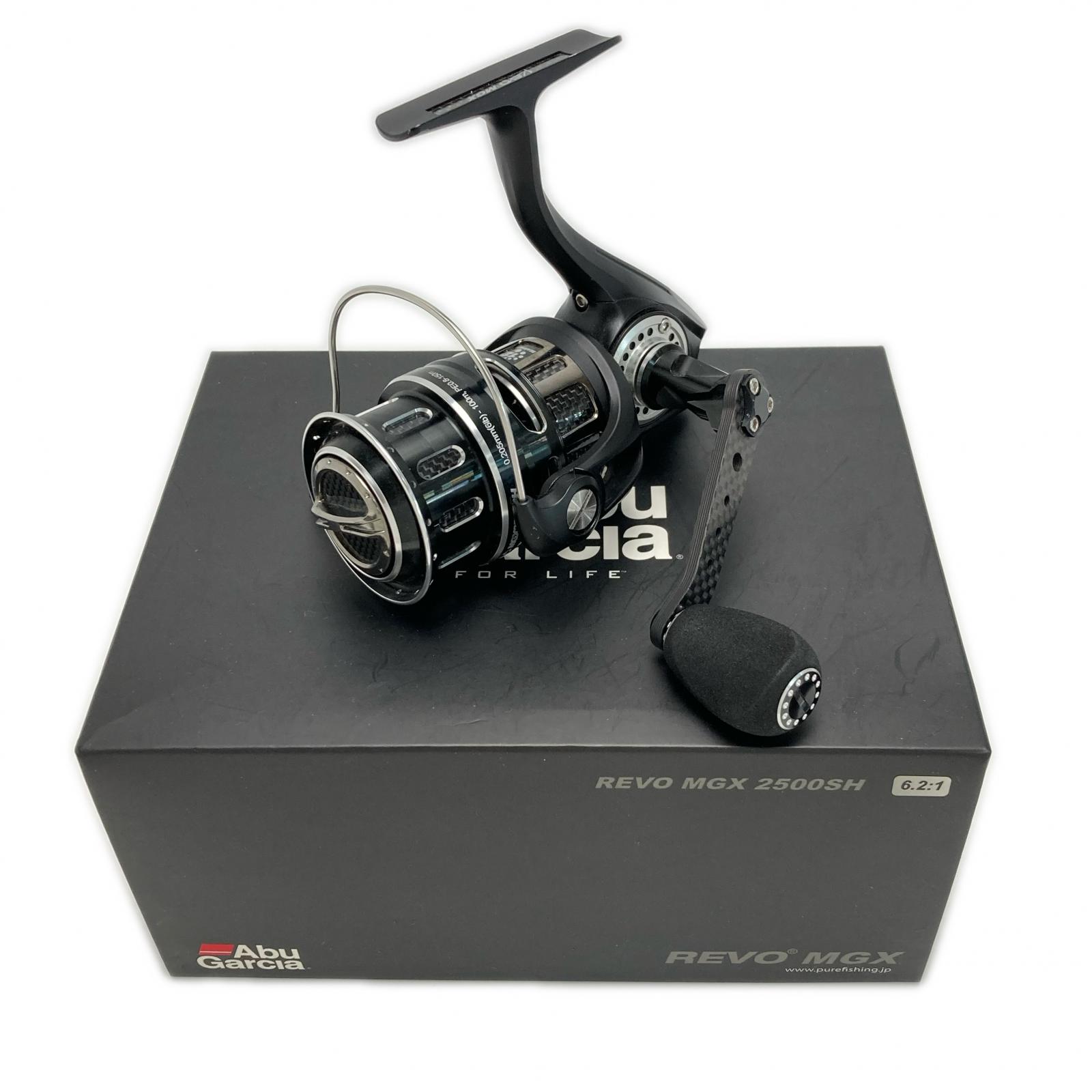 【中古】Abu Garcia アブガルシア REVO MGX 2500SH スピニングリール 箱付き添い人 B序列付ける