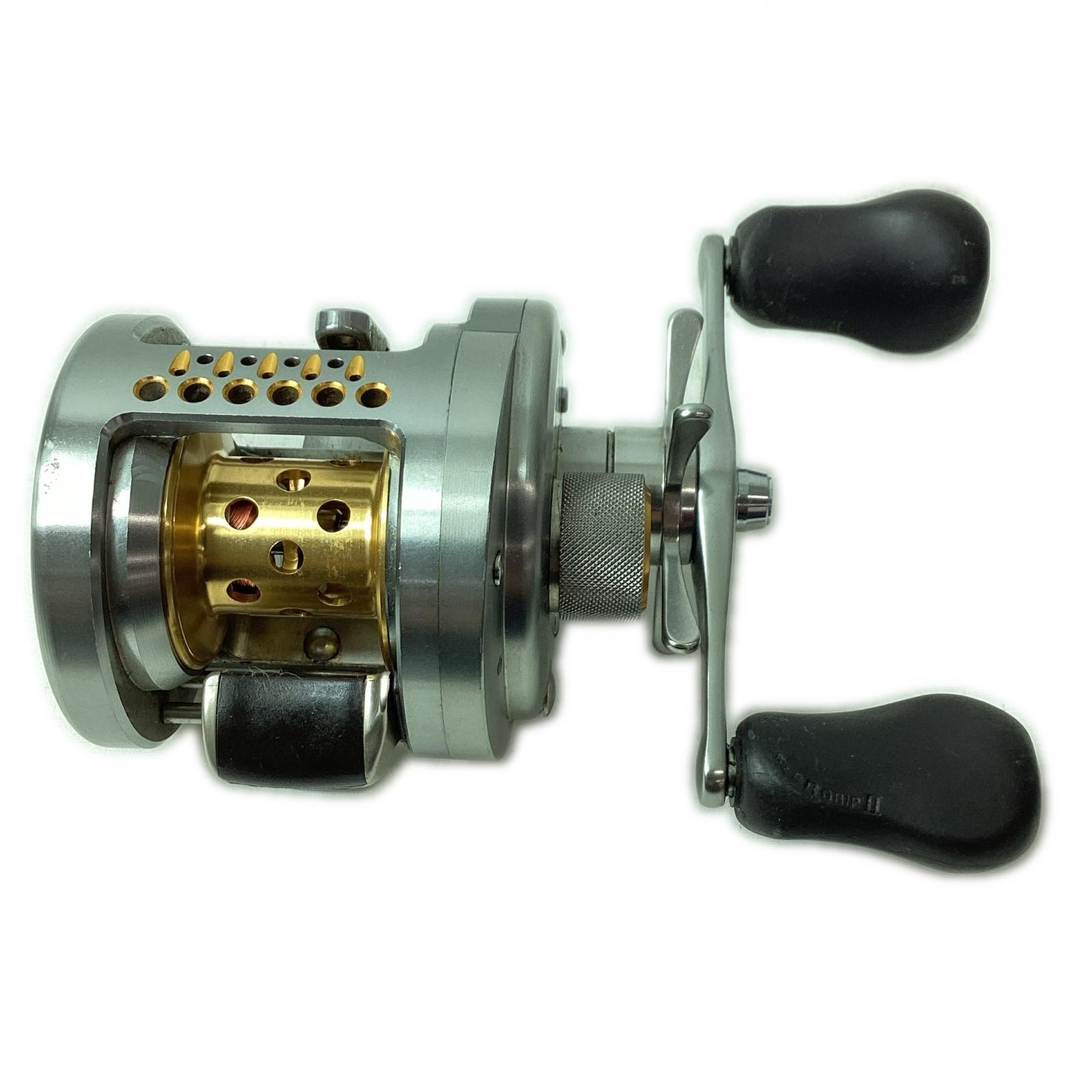 【中古】SHIMANO シマノ ベイトリール 05カルカッタコンクエスト 250DC RH46 (01876) 本体のみ B価値づける