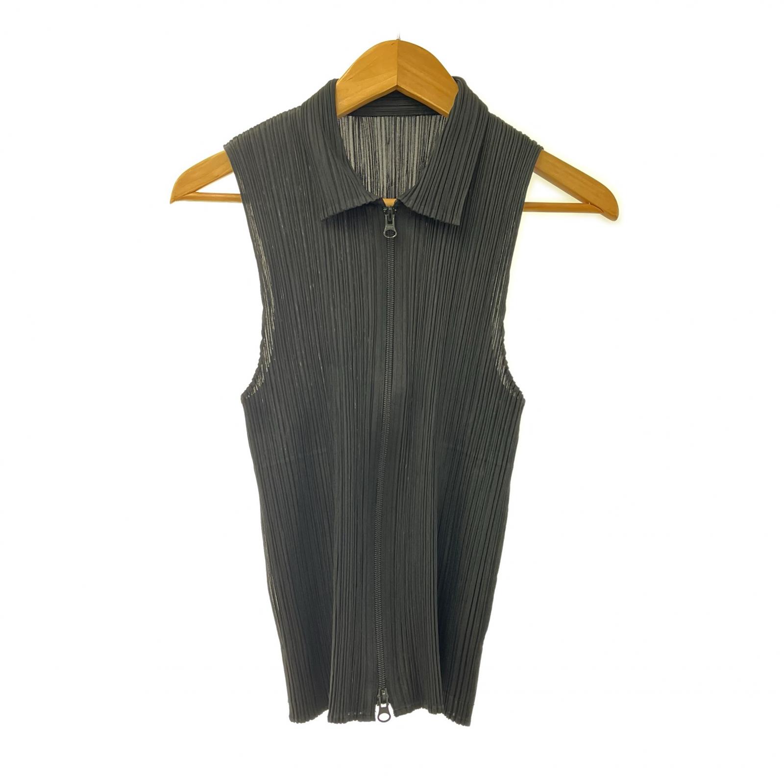 【エントリーポイント10倍｜7/19 20:00-7/26 1:59】【送料無料】【中古】ISSEY MIYAKE イッセイミヤケ PLEATS PLEASE プリーツプリーズ ベスト プリーツ加工 ジップアップ 襟付 サイズ3 pp01-je384 ブラック Aランク｜リサイクルビッグバン店