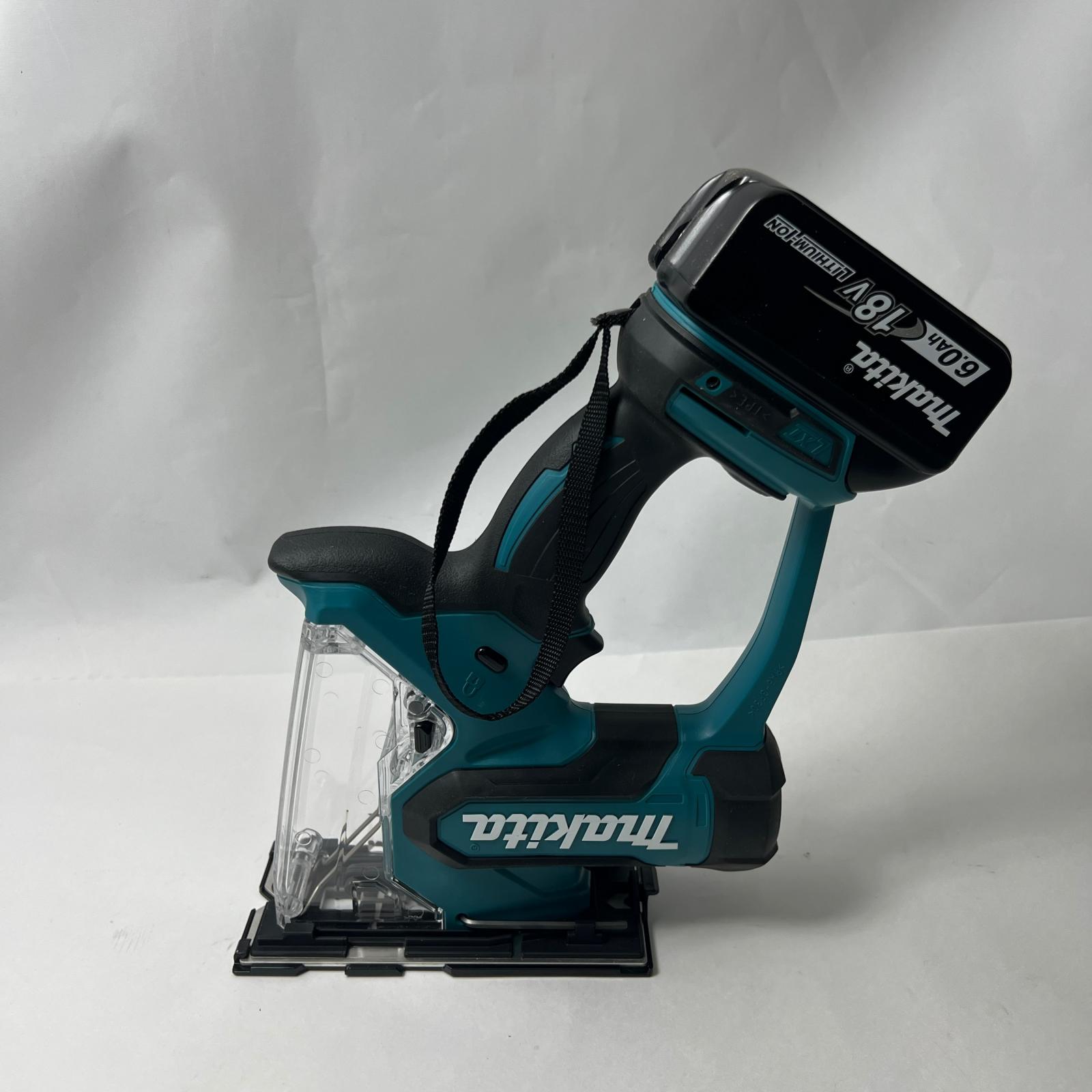 【エントリーポイント10倍｜7/19 20:00-7/26 1:59】【送料無料】【中古】MAKITA マキタ 充電式ボードカッタ 18V SD180DZ グリーン バッテリー1個付 Bランク｜リサイクルビッグバン店