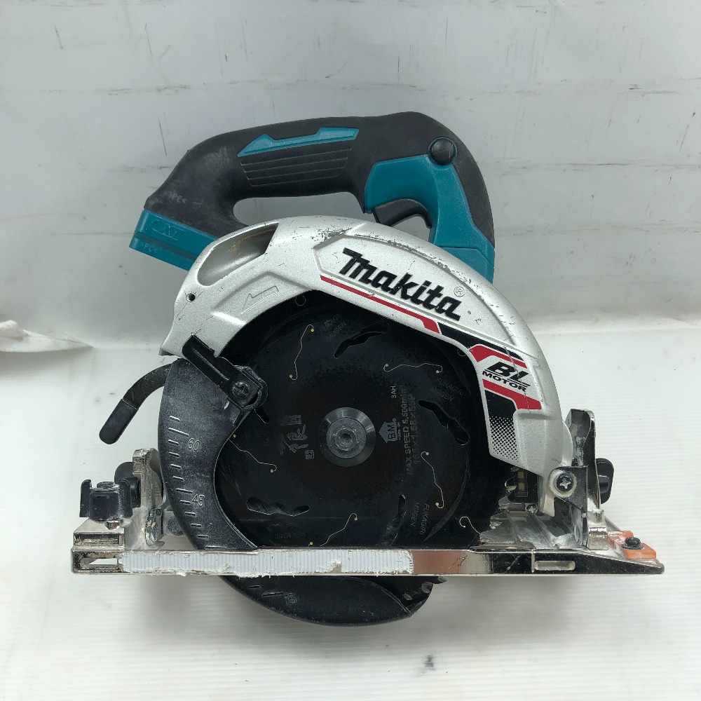 【エントリーポイント10倍|7/19 20:00-7/26 1:59】【送料無料】【中古】MAKITA マキタ 丸のこ 本体のみ コードレス式 HS631D ブルー Cランク|リサイクルビッグバン店