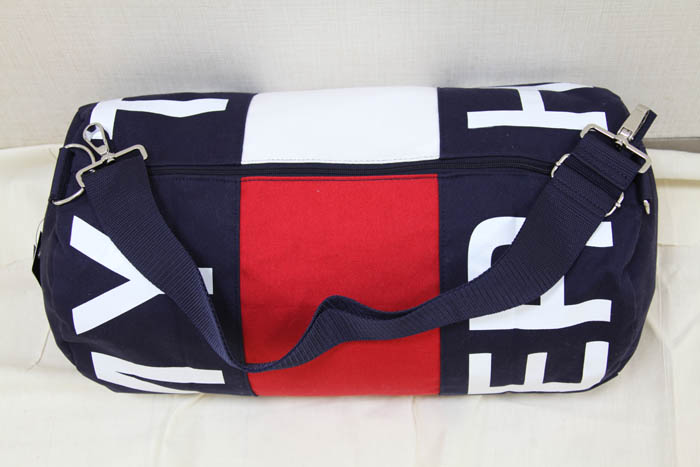 Tommy Hilfiger Drum Bag