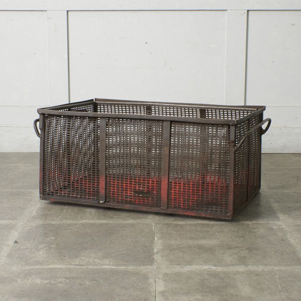 アンティーク　鉄製の枠　額　ビンテージ　シャビー　錆　ガラクタ　オブジェ アンティーク 鉄製の枠 額 ビンテージ シャビー 錆 ガラクタ オブジェ