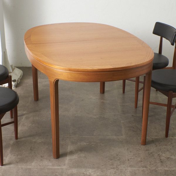 英国ミッドセンチュリー　エクステンションテーブル イギリスミッドセンチュリーの伸長式テーブル - DOUBLEDAY ダブルデイ