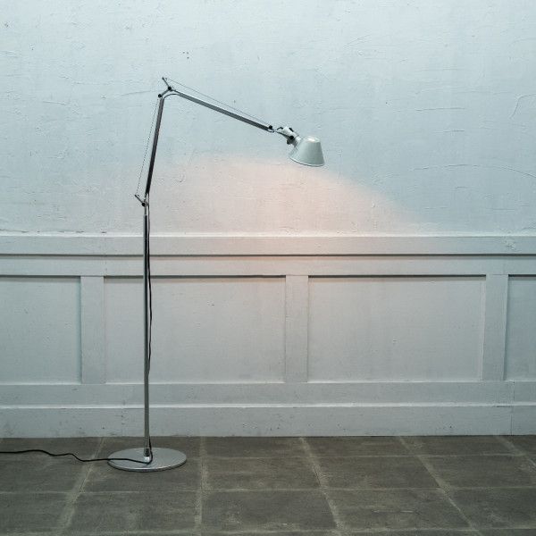 楽天市場】【日本正規品】 Artemide アルテミデ TOLOMEO READING FLOOR