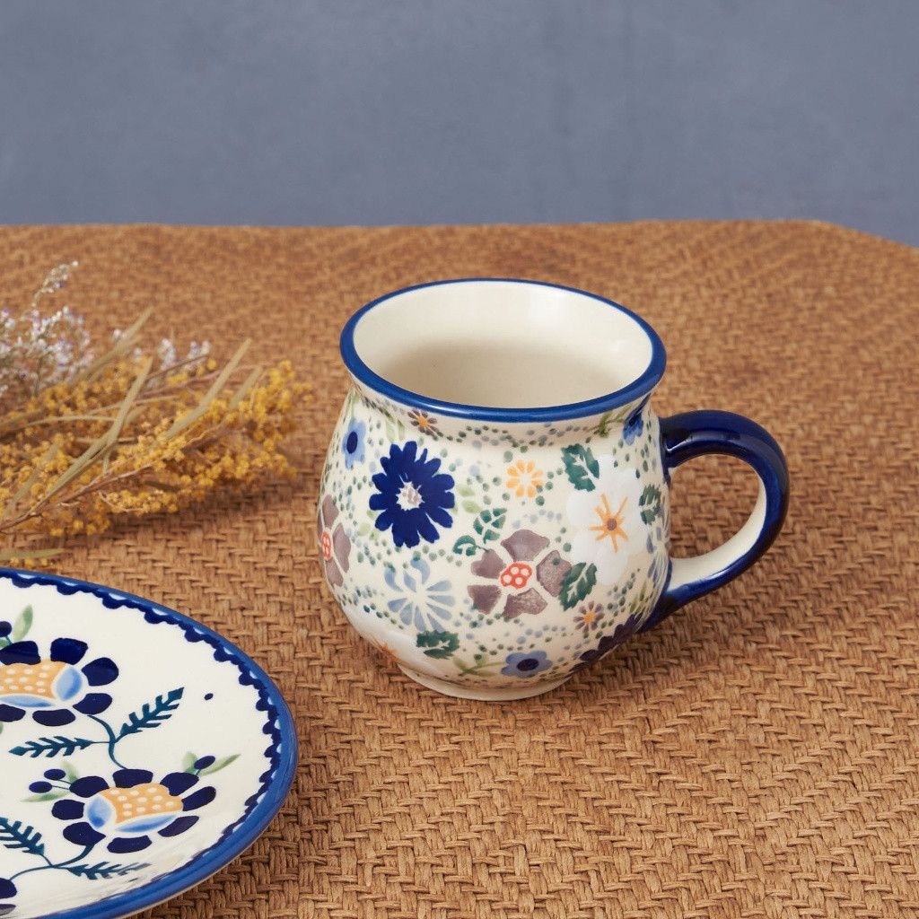 ポーリッシュポタリー マグカップ ブルー 花柄 マグ ポーランド 食器 ハンドメイド 陶器 Manufaktura マニュファクトゥラ 56059