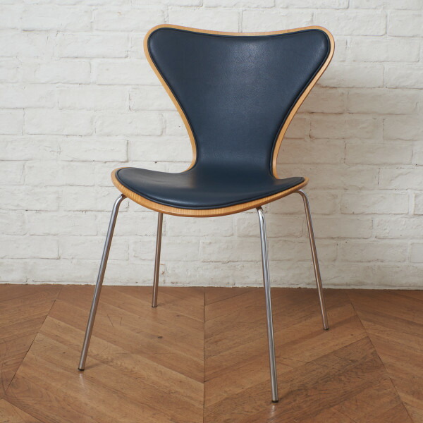 正規品 Fritz Hansen セブンチェア 3107 名作 椅子 フロントパディング 北欧 デンマーク アルネ ヤコブセン フリッツハンセン 95659