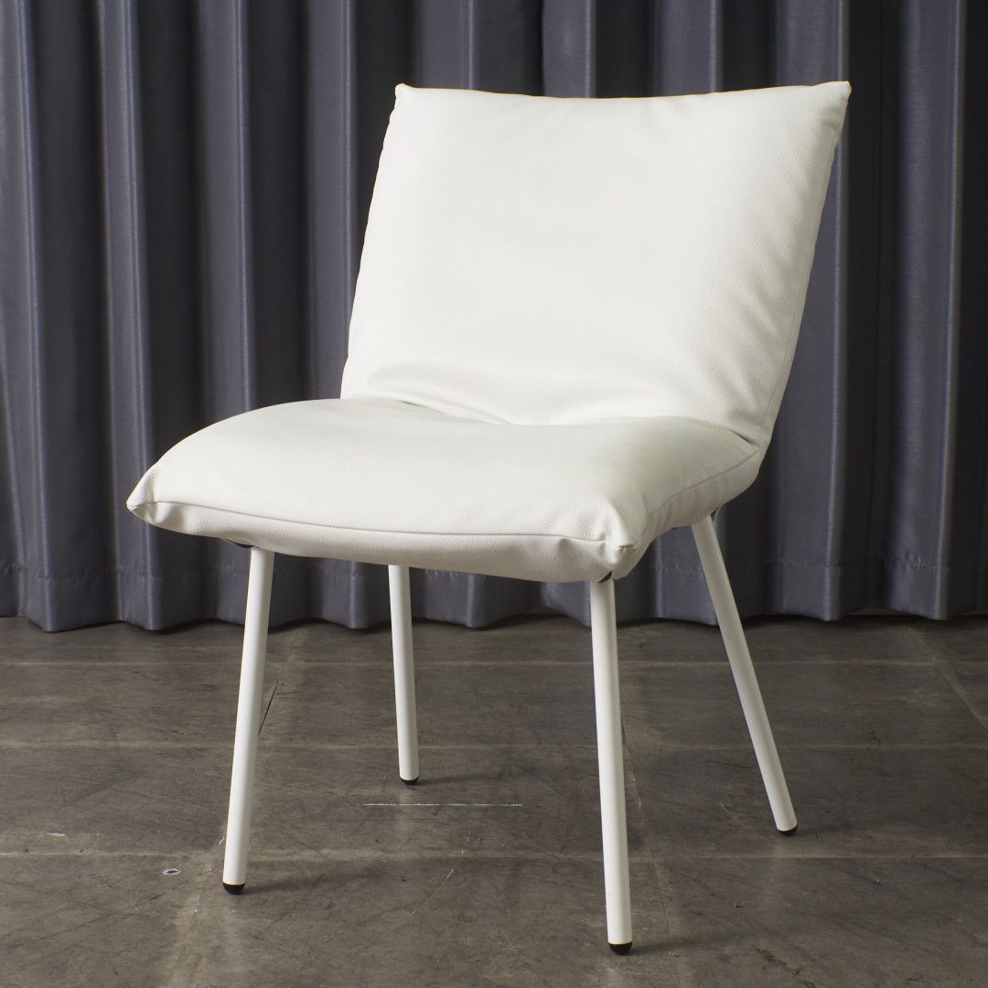 定価10万～ Ligne Roset Calin スチールレッグ ダイニングチェア 椅子 フランス リーンロゼ カラン サイドチェア モダン 高級 98707