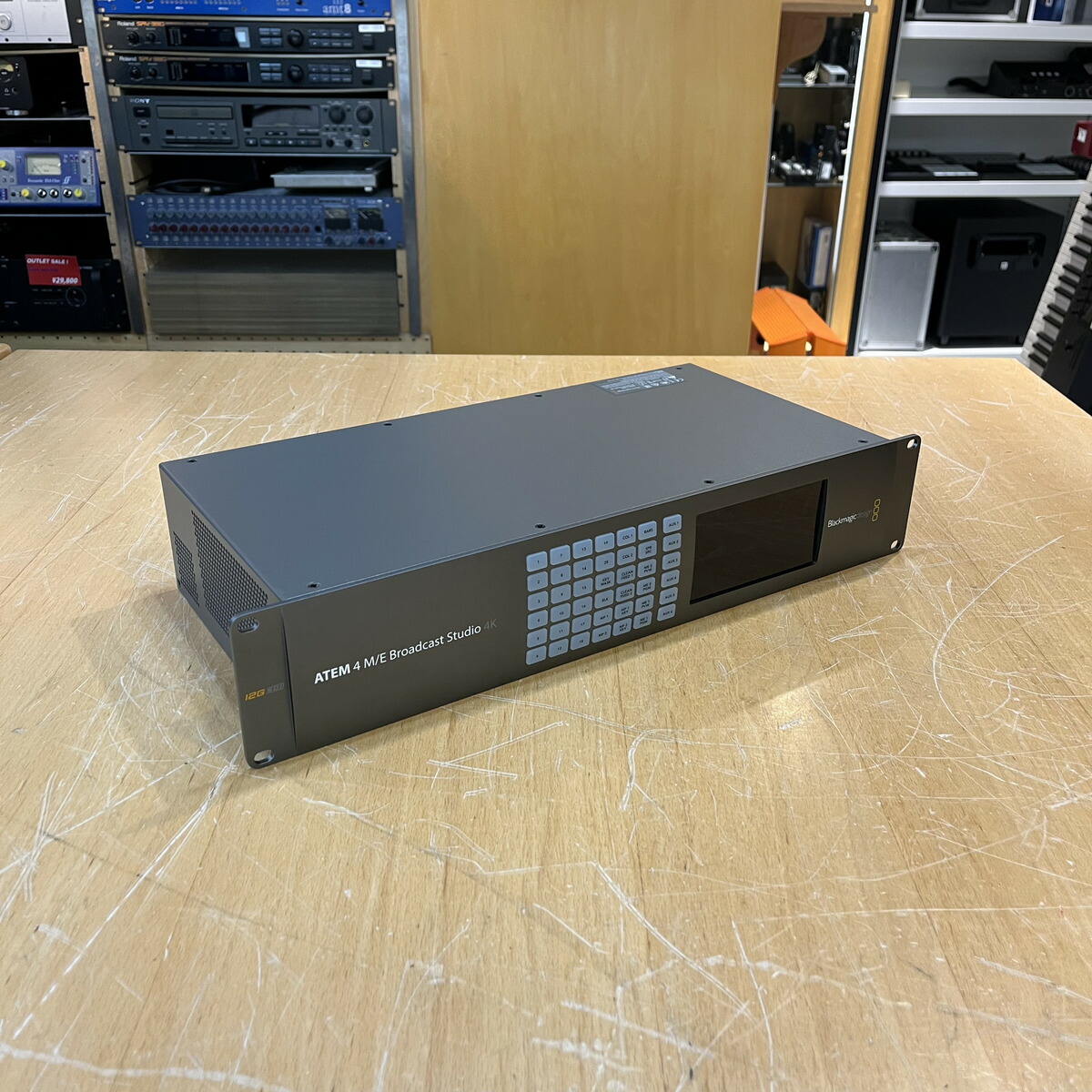 【中古】Blackmagic Design ATEM 4 M/E Broadcast Studio 4K