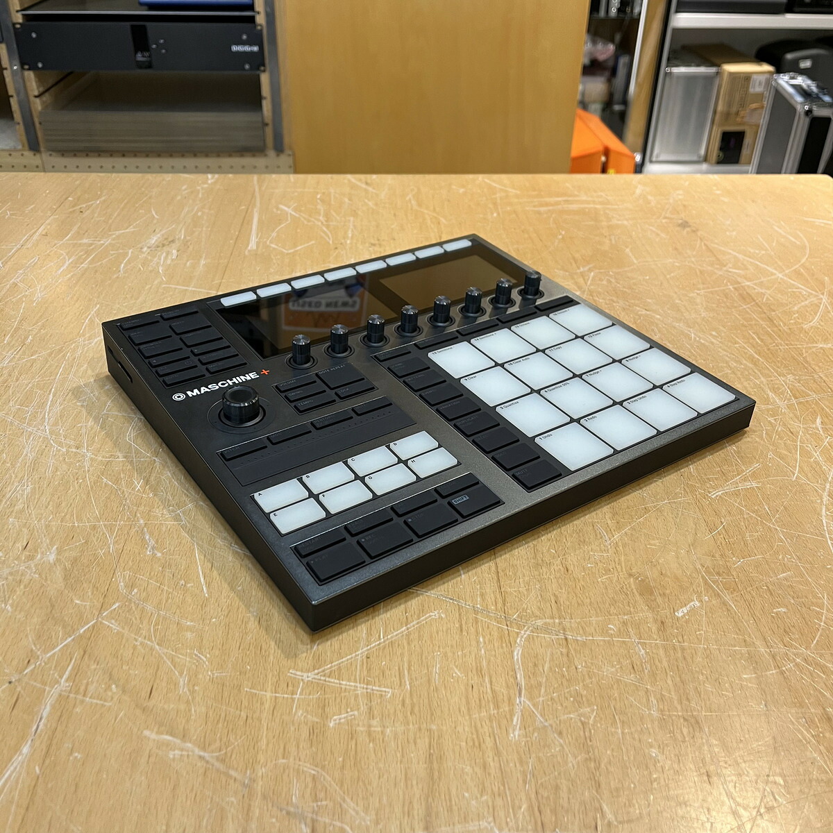 【中古】Native Instruments MASCHINE+