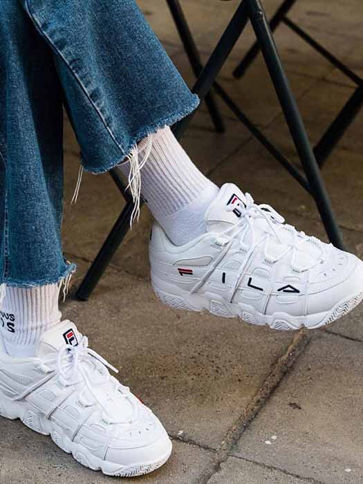 楽天市場 Fila フィラ スニーカー 厚底 レディース メンズ ユニセックス ダッドシューズ ダッドスニーカー Barricade Xt 97 W バリケード 白 ホワイト 厚底スニーカー 靴 水原希子着用モデル ランニング シューズ F0415 0125 5bm 125 Rodeo Bros 2nd ロデオブロス