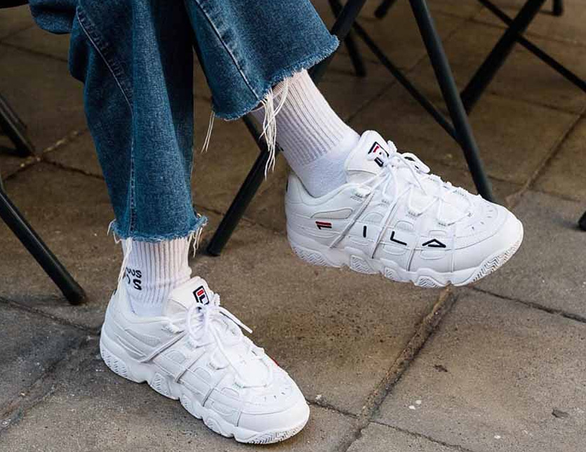 楽天市場 Fila フィラ スニーカー 厚底 レディース メンズ ユニセックス ダッドシューズ ダッドスニーカー Barricade Xt 97 W バリケード 白 ホワイト 厚底スニーカー 靴 水原希子着用モデル ランニング シューズ F0415 0125 5bm 125 Rodeo Bros 2nd ロデオブロス