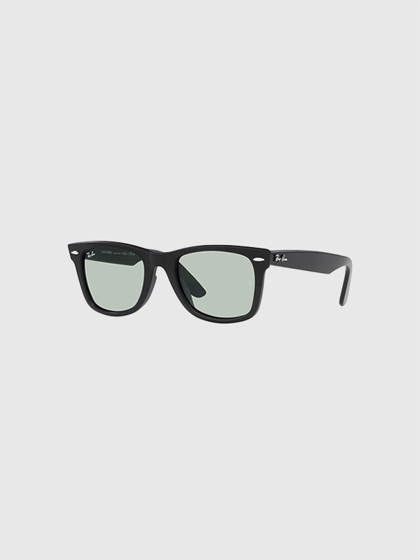 レイバン サングラス ウェイファーラー Ray-Ban RB2140F 601SR5 マットブラック ライトグレー ウェリントン ray ban メンズ レディース シンプル ブランド スクエア おしゃれ かっこい 定番 Original Wayfarer 8056597786843 RB2140F-601SR5 52サイズ｜RODEO BROS 2nd（ロデオブロス）