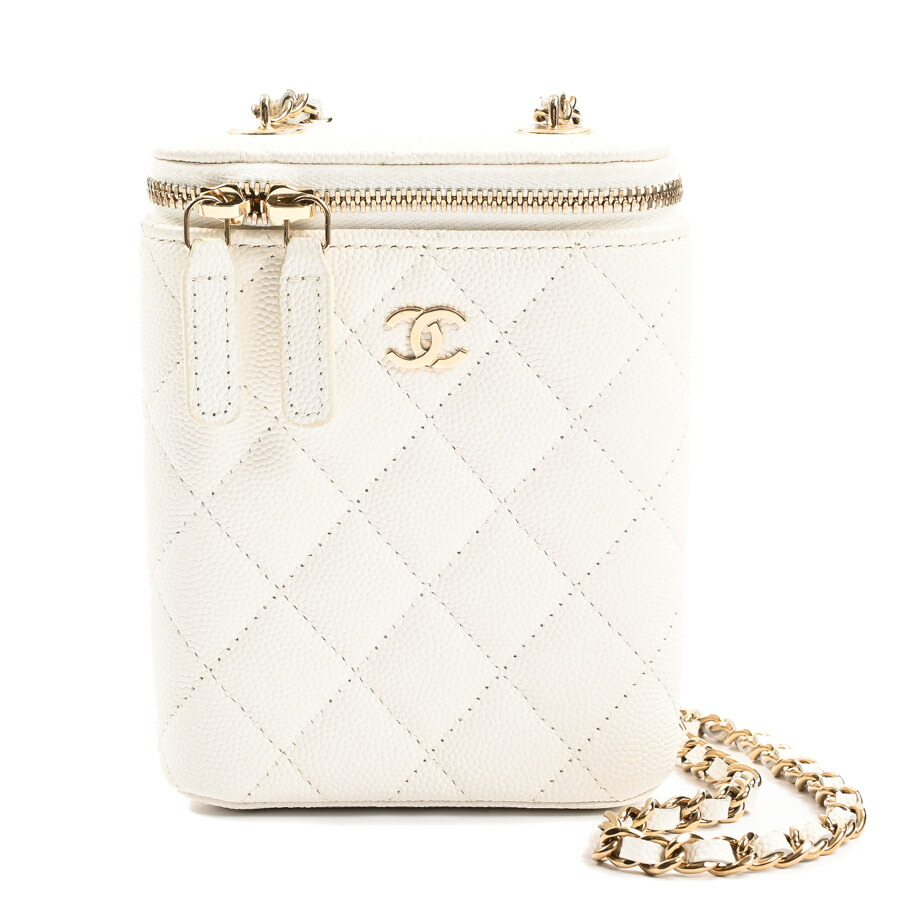 CHANEL コスメケース Chanel Cosmetic Travel Case – Compact, Elegant & Ideal for