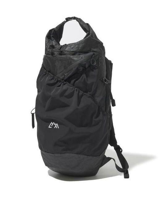 CMF OUTDOOR GARMENT コムフィアウトドアガーメント HIKERZ 35 WITH DYNEEMA ハイカーズ うしろ側風呂敷き包み 背嚢 BLACK COMFY 2026年青写真