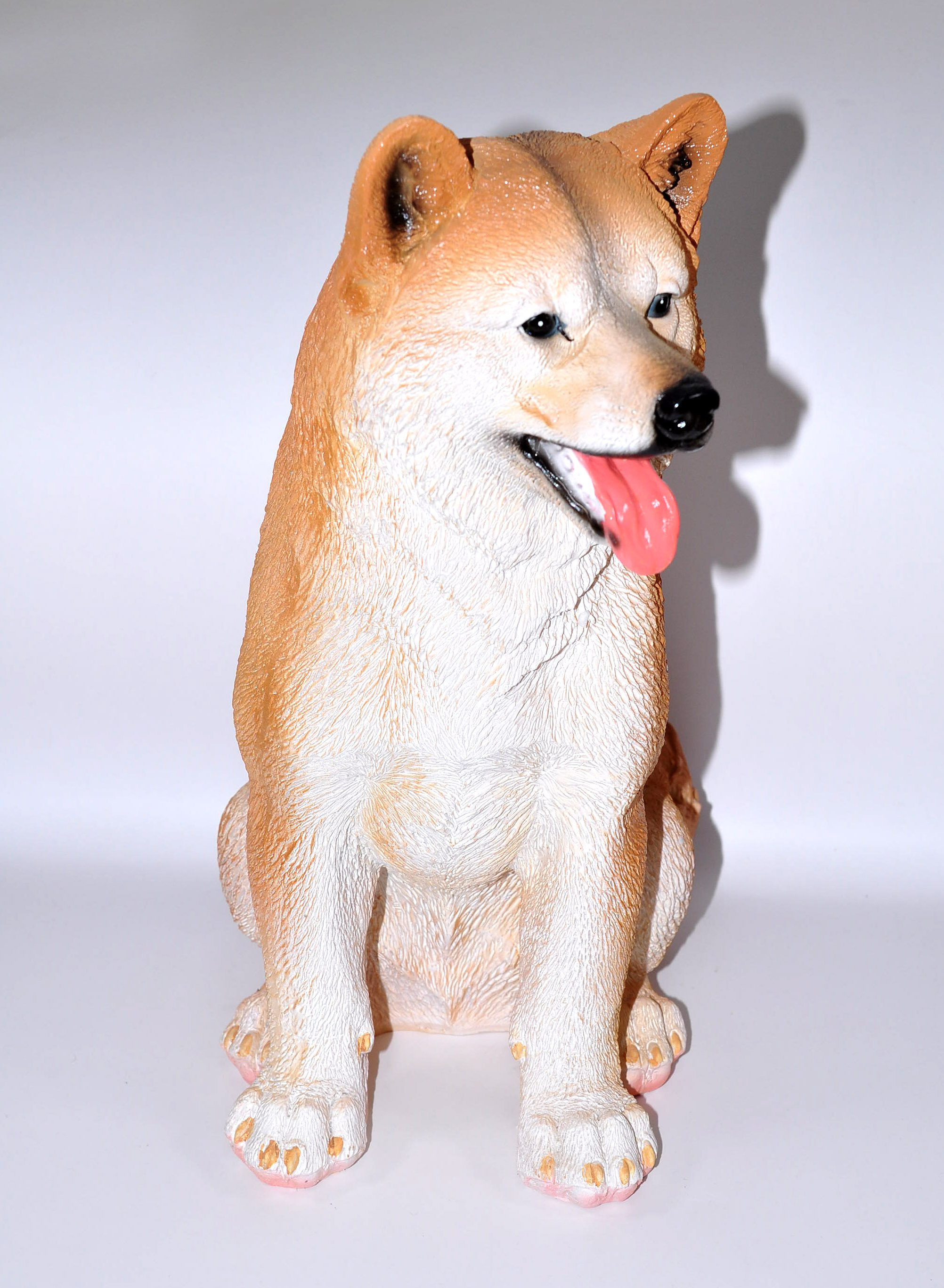 愛らしさ的な好いたらしい柴犬の彫り物 レジン製 苑地、中庭＆ホームデコ用写実的な愛玩動物刻みつける