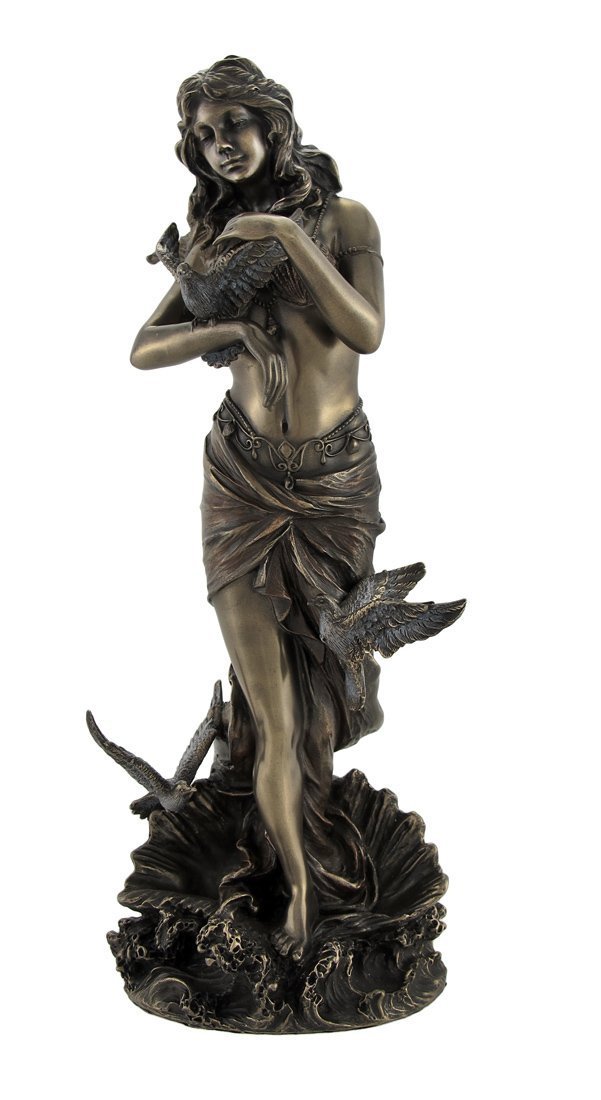 ヴェロネーゼ製 ホタテ貝殻の上で、鳩を持った、アフロディーテ（ヴィーナス）彫像 彫刻/ Bronzed Aphrodite with Doves on Scallop Shell（輸入品）
