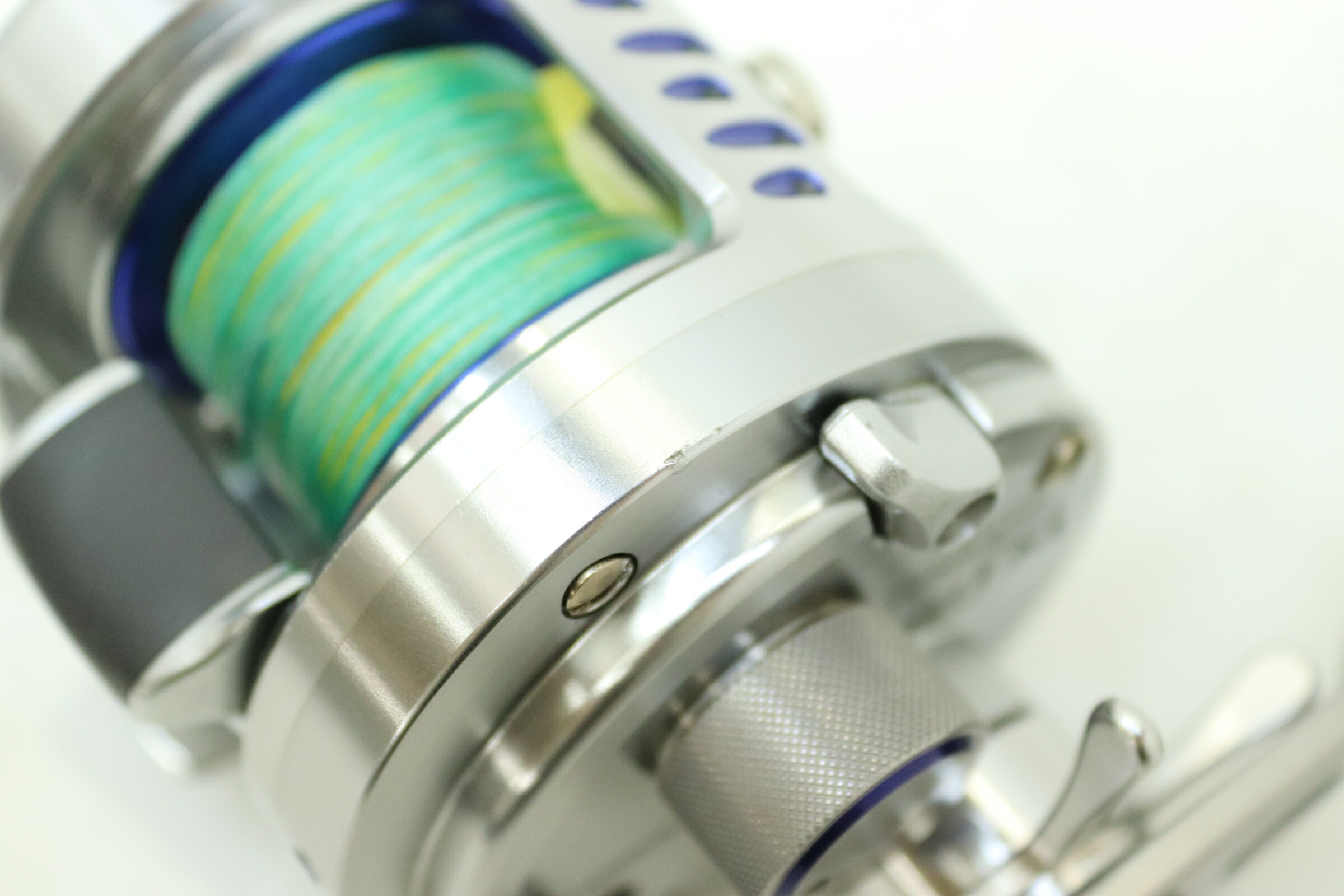 Shimano シマノ 16 カルカッタ コンクエスト 300タイプ J M 中古 リール 金沢本店 併売品 kz septicin Com