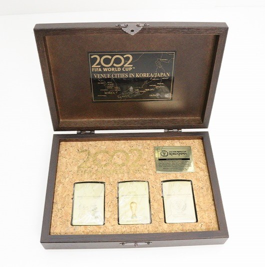 2002 FIFA WORLD CUP Zippoライター 専用ケース付 zippo ジッポ 2002 FIFA World Cup Zippoライターセット ゴールド