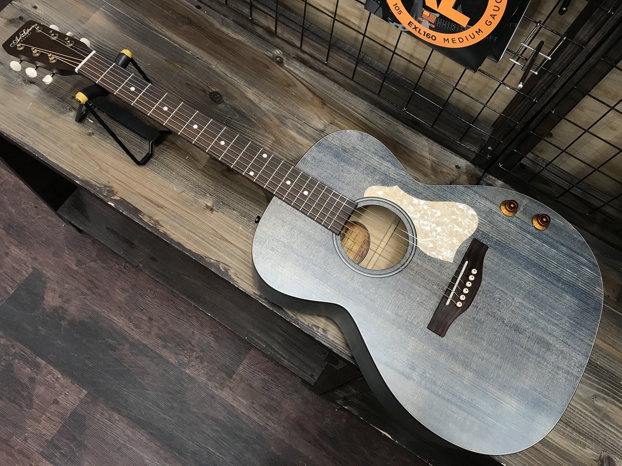Art & Lutherie アコギ　ROADHOUSE Denim Blue Amazon | Art & Lutherie (アートアンドルシアー) エレアコ