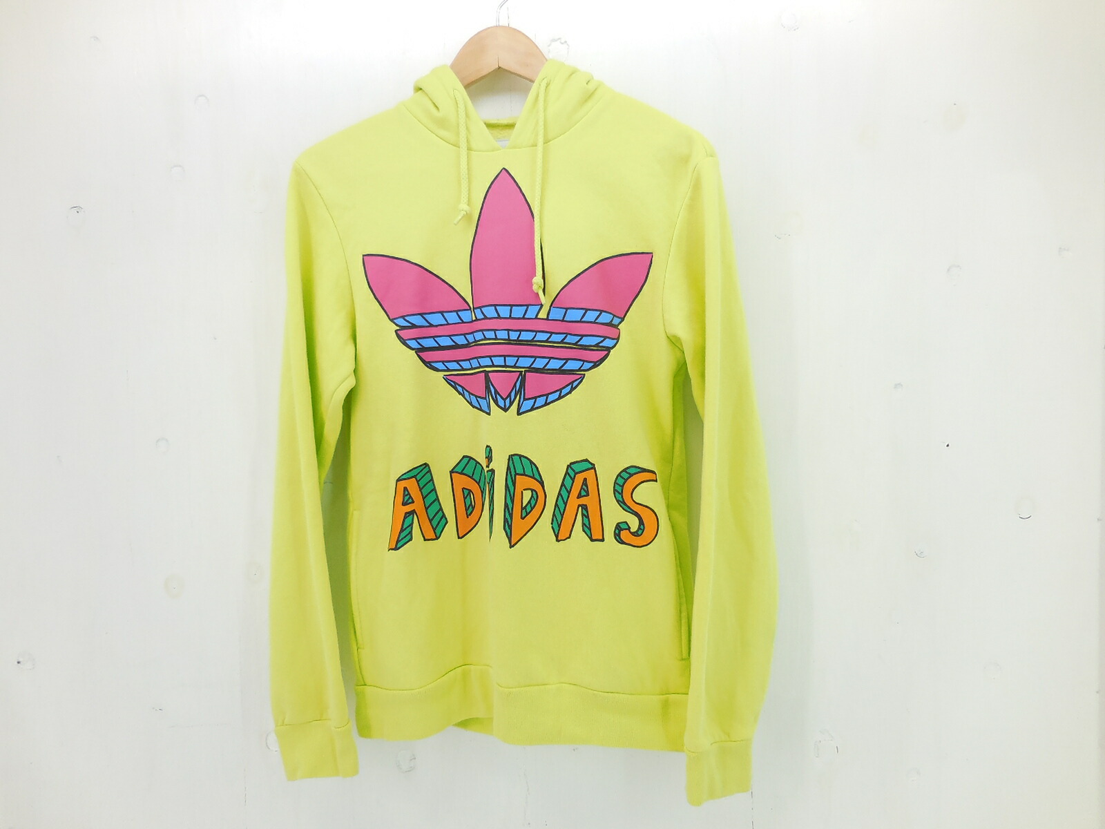 楽天市場 Adidas Originals By Jeremy Scott Ks Hoodie Size Xs アディダス オリジナルス ジェレミースコット プリント パーカー フーディー イエロー M638 浪漫遊 楽天市場店