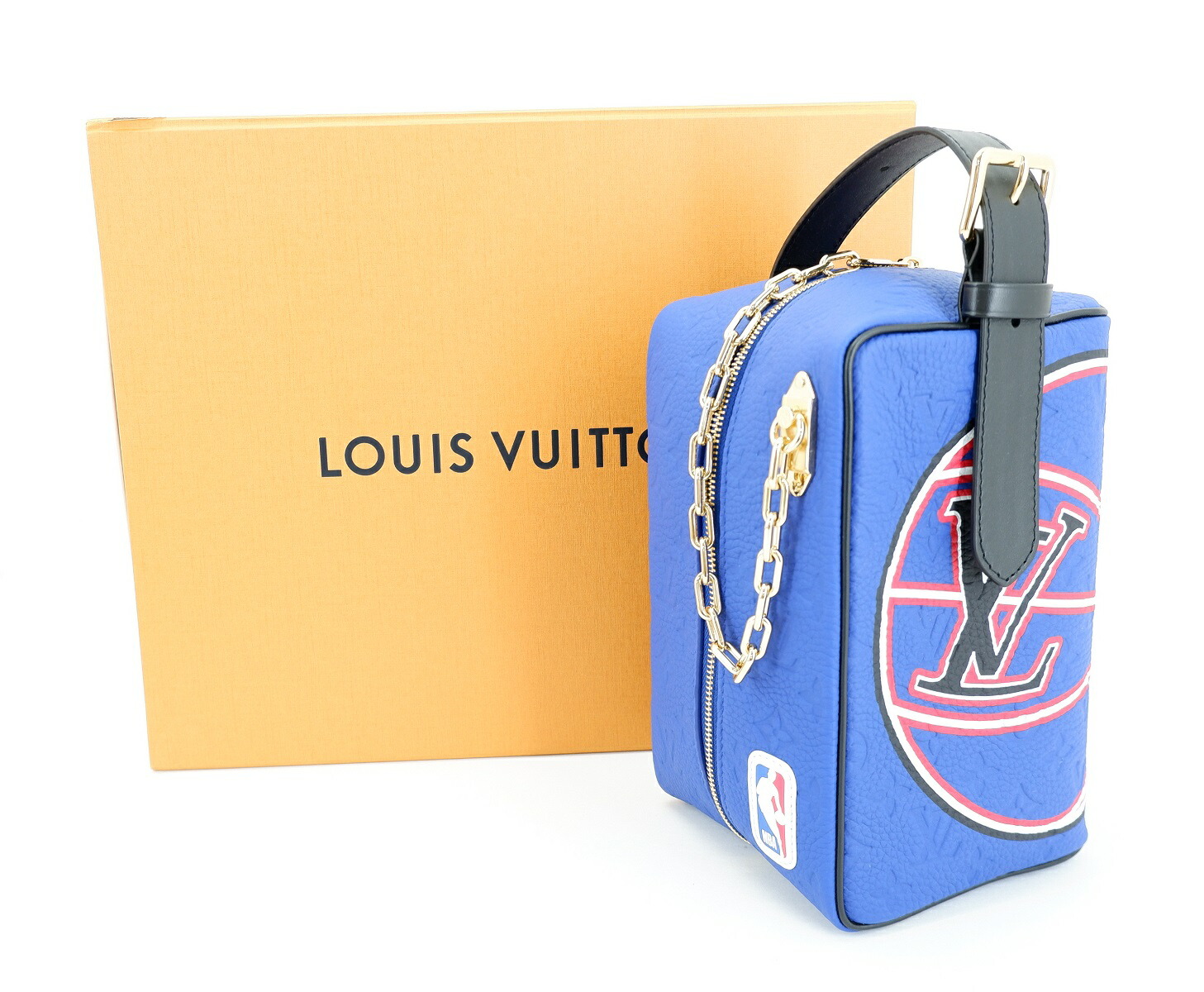 全国どこでも送料無料 LOUIS VUITTON × NBA M21106 クローク