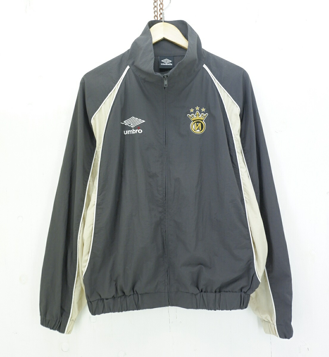 楽天市場】アンブロ UMBRO ナイロンジャケット トラックジャケット