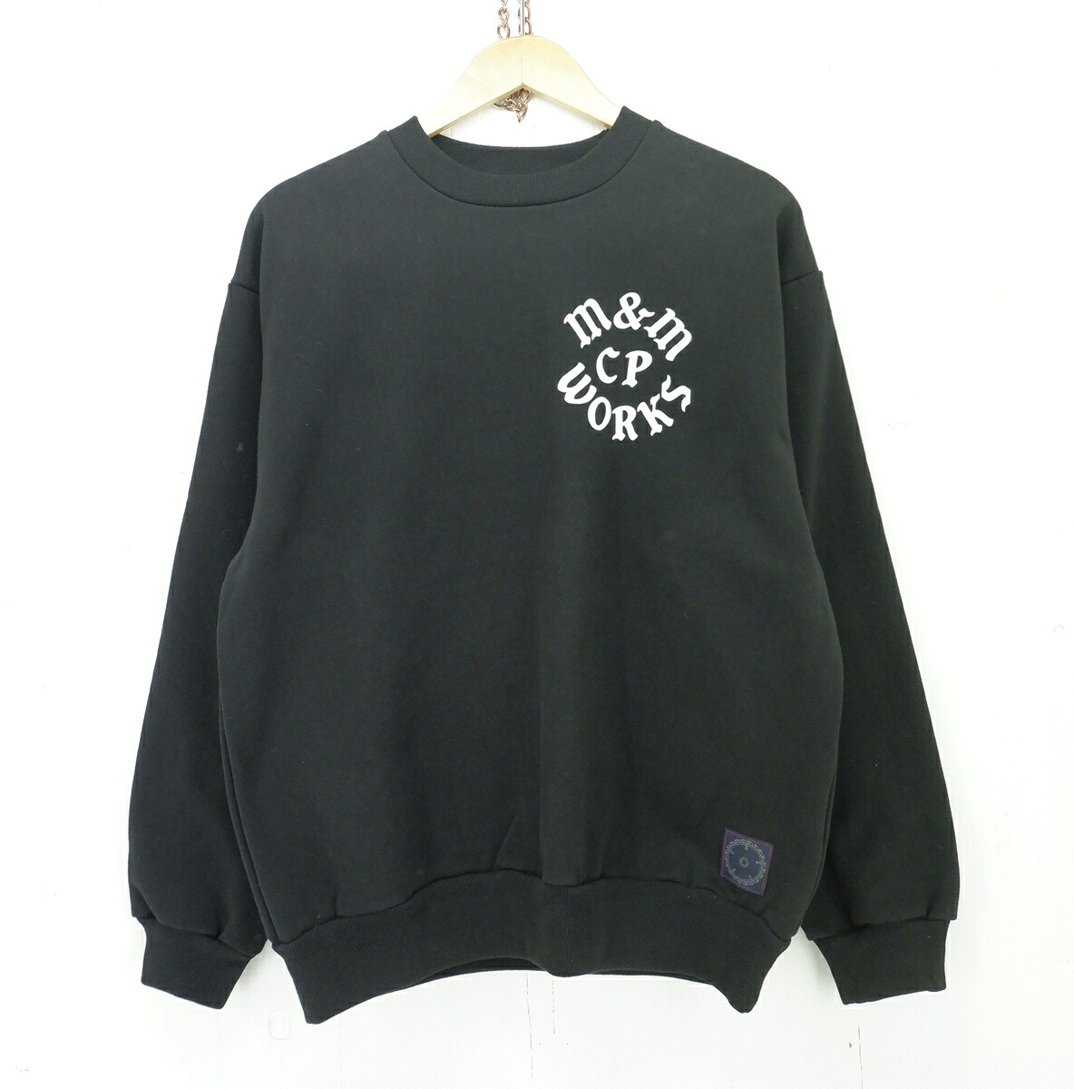 【値下げしました】M&M CUSTOM PERFORMANCE WORKS HEAVY CREWNECK SWEAT size：M エムアンドエム カスタムパフォーマンス ヘビーオンス クルーネック スウェット トレーナー ブラック 25MMSW04｜浪漫遊　店