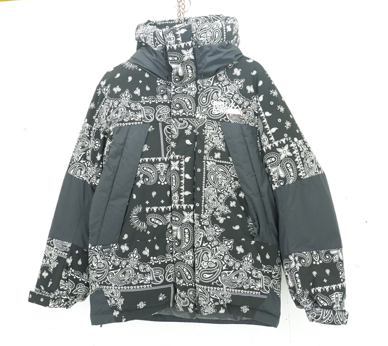 FIRST DOWN × FREAK'S STORE DOWN JACKET size：Ｍ ファーストダウン フリークスストア 別注 ダウンジャケット アウター バンダナ柄 ペイズリー柄 総柄 203-1501 10,530円