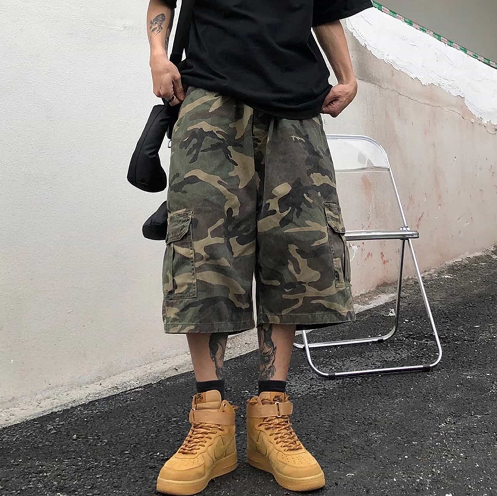 カーゴパンツ メンズ ハーフパンツ ワイド ショートパンツ ミリタリー カモフラ ワークパンツ 短パン 五分丈 ゆったり 膝丈 大きいサイズ ストリート カジュアル 夏 アウトドア ユニセックス 迷彩