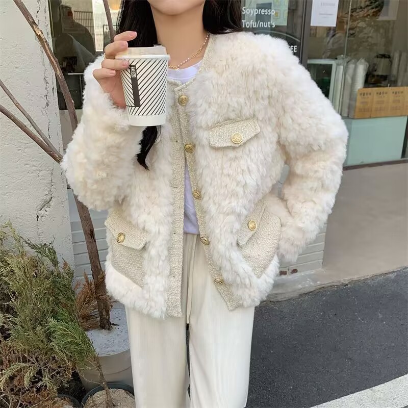 ボアジャケット レディース もこもこ ファージャケット ノーカラー カーディガン 毛皮コート 暖かい ふわふわ ゴールドボタン ツイード切替 アウター フェイクファー カジュアル きれいめ 防寒 保温