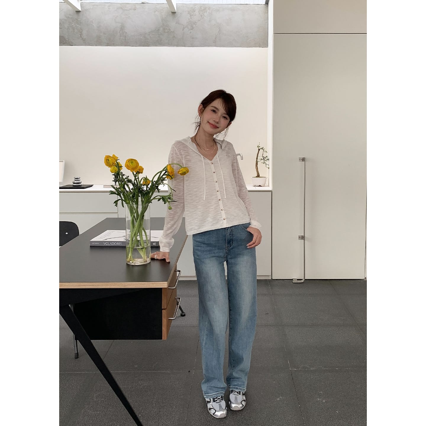 デニムパンツ レディース ジーンズ ハイウエスト ワイドパンツ ライトブルー ストレート カジュアル ジーパン ゆったり ロングパンツ 美脚 脚長効果 春 夏 秋 冬 ボトムス ファッション ヴィンテ