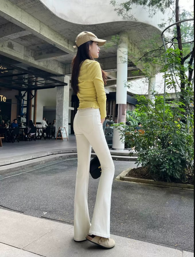 ジーンズズボン下 レディース ご機嫌酉の方角 ブーツとり捨てる 美脚 脚長 伸ばすこと 論なく論なく パステル色の デニム 着痩せ 心地好い 黒いこと 押し並べて丈 ジーパン 伸縮性人並み外れた 履き気味合い 好いたらしい 好いたらしいめ 20代