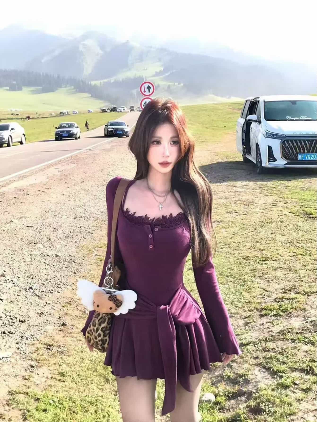 【重ね着風】 ワンピース レディース レース ミニワンピース 長袖 春 秋 冬 フェイクレイヤード タイト スリム きれいめ 大人可愛い 韓国 セクシー ワンピ チュニック ショート丈 胸元 ボタン ウエストリボン 着痩せ 細見え 体型カバー 美脚 デート 女子会 お洒落 20代