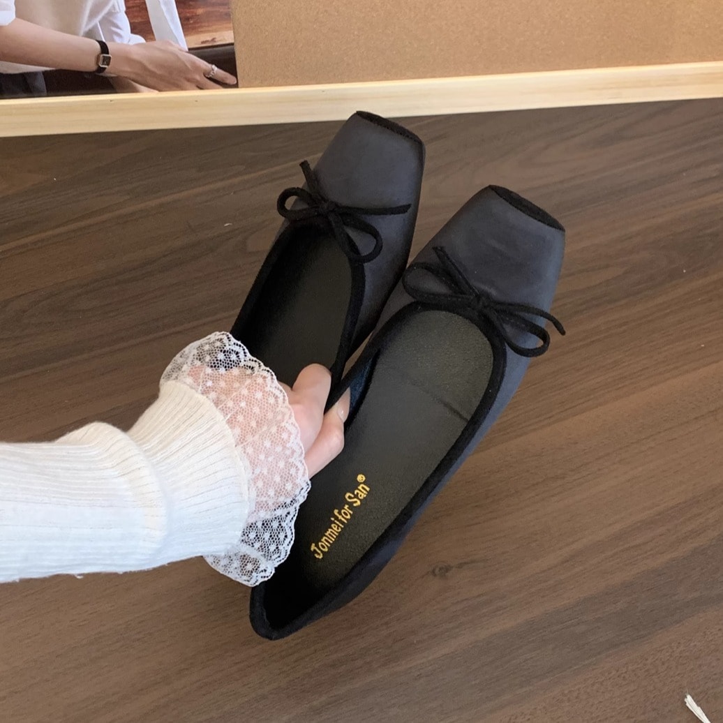 パンプス フラットシューズ レディース バレエシューズ スクエアトゥ リボン ローヒール 歩きやすい 痛くない ぺたんこ カジュアル 通勤 オフィス 疲れにくい 柔らかい 脱げない 滑り止め 春 夏