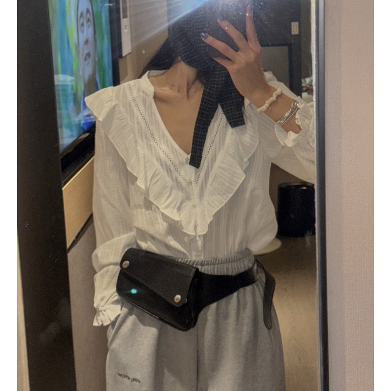 ブラウス レディース 長袖 Vネック フリル レース シャツ トップス パフスリーブ ぽわん袖 前開き ボタン おしゃれ 大人可愛い フェミニン きれいめ カジュアル オフィス 通勤 お出かけ 春 秋