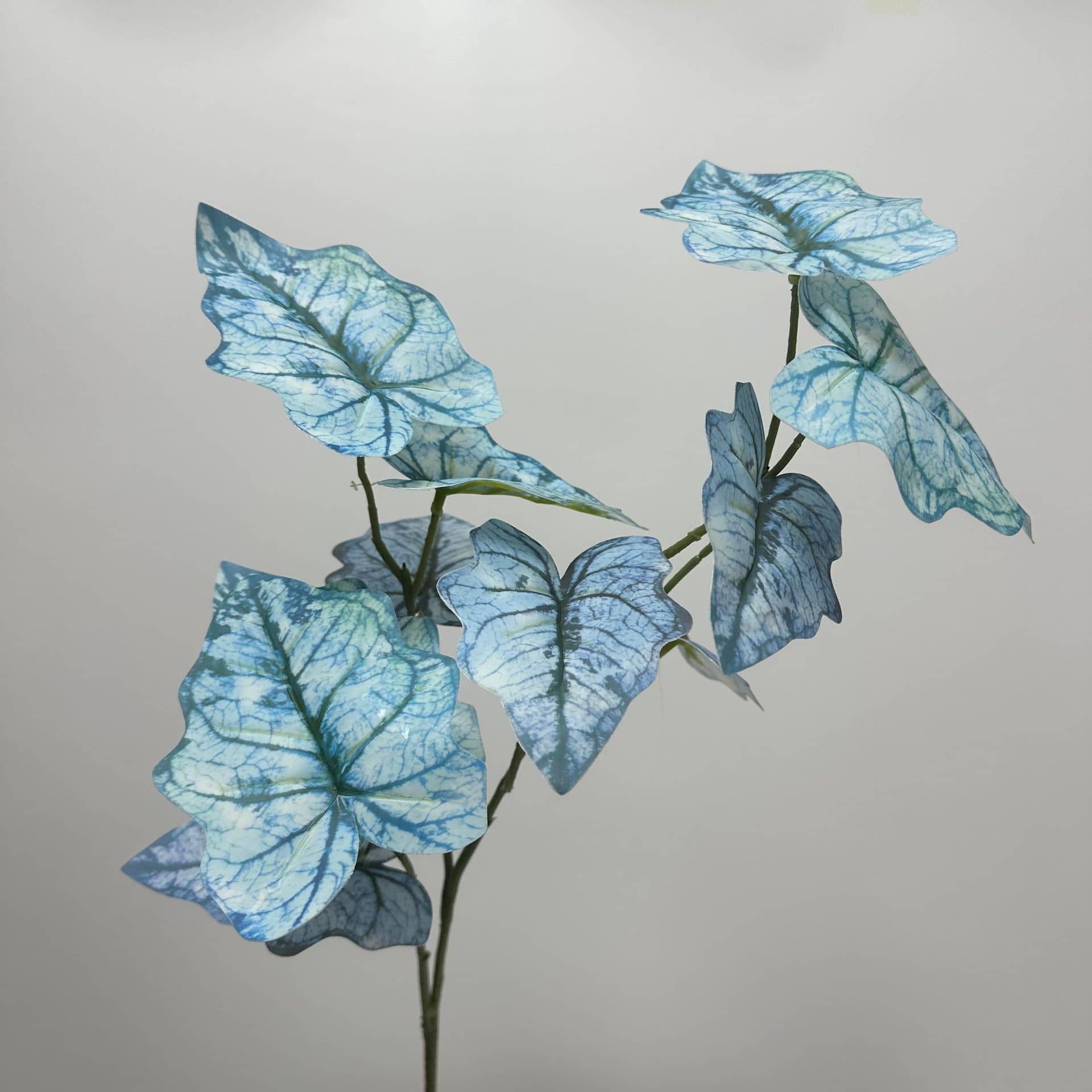 観葉植物 フェイクグリーン インテリア 室内 飾り 本物そっくり 葉脈再現 アートフラワー 3Dプリント加工 撮影用 装飾 観葉樹 ハート型葉っぱ 枯れない 造花 部屋作り 玄関 キッチン 置物 DI