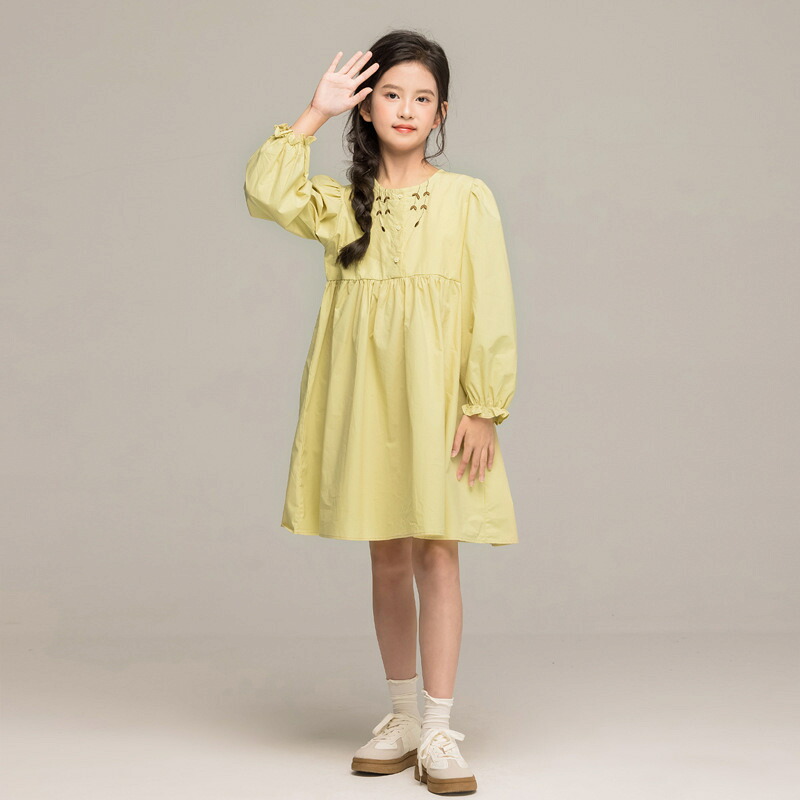 子供服 女の子 ワンピース 長袖 刺しゅう パフスリーブ 膝丈 フレア ギャザー 発表会 入園式 お出かけ 通園 卒園式 演奏会 冠婚葬祭 春 秋 冬 ふんわり 可愛い ナチュラル ゆったり きれいめ