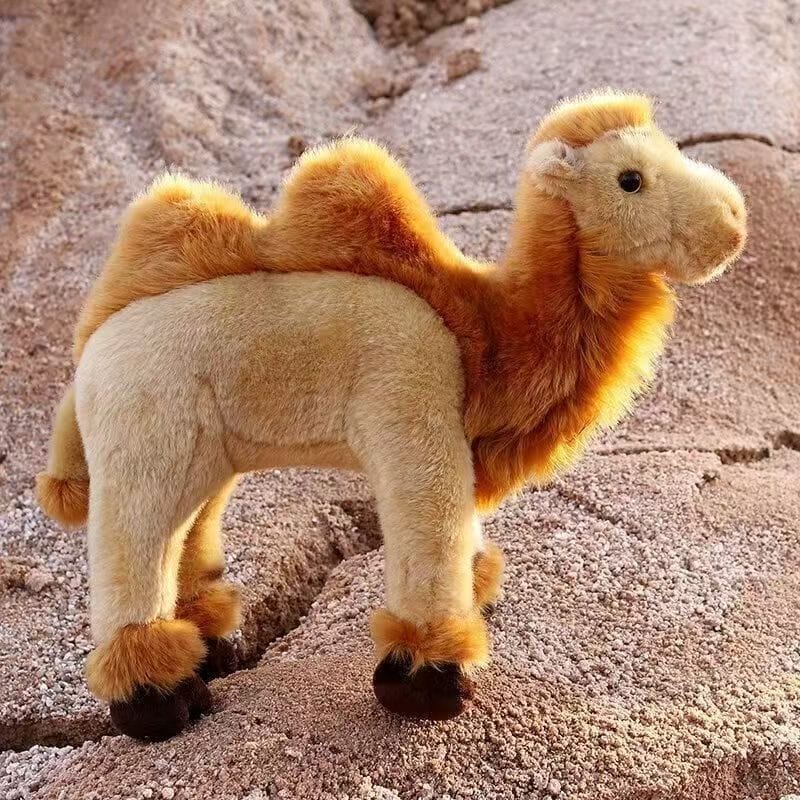 フタコブラクダ ぬいぐるみ リアル 動物 抱き枕 ふわふわ もこもこ 柔らかい 癒やし系 クッション インテリア 置物 室内 装飾 子供 おもちゃ 誕生日 プレゼント 贈り物 お祝い 記念日 撮影道具